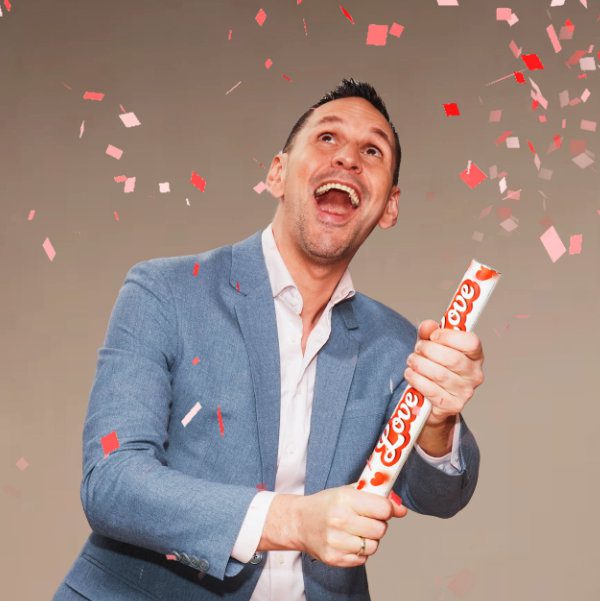 Jerremey met confetti